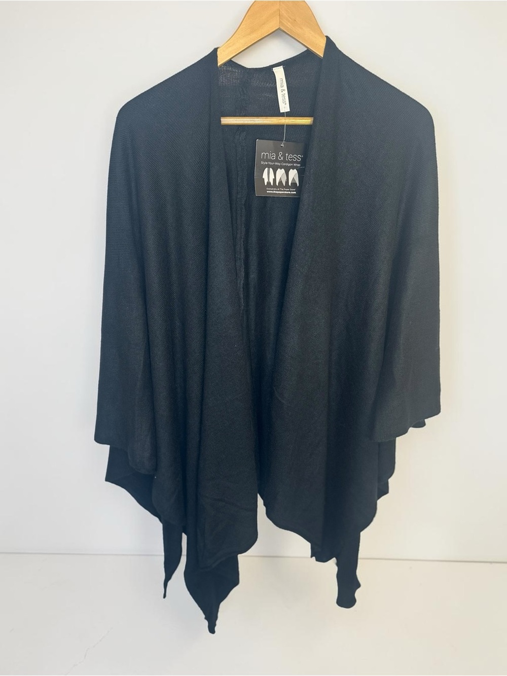 Mia & Tess Cardigan Wrap Poncho Black Shawl Travel One Size NWT 3-Way